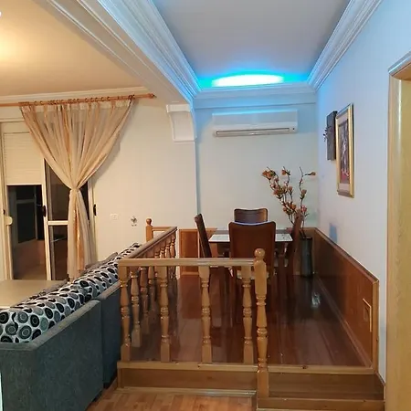 Apartament Egzoni City Center Daire